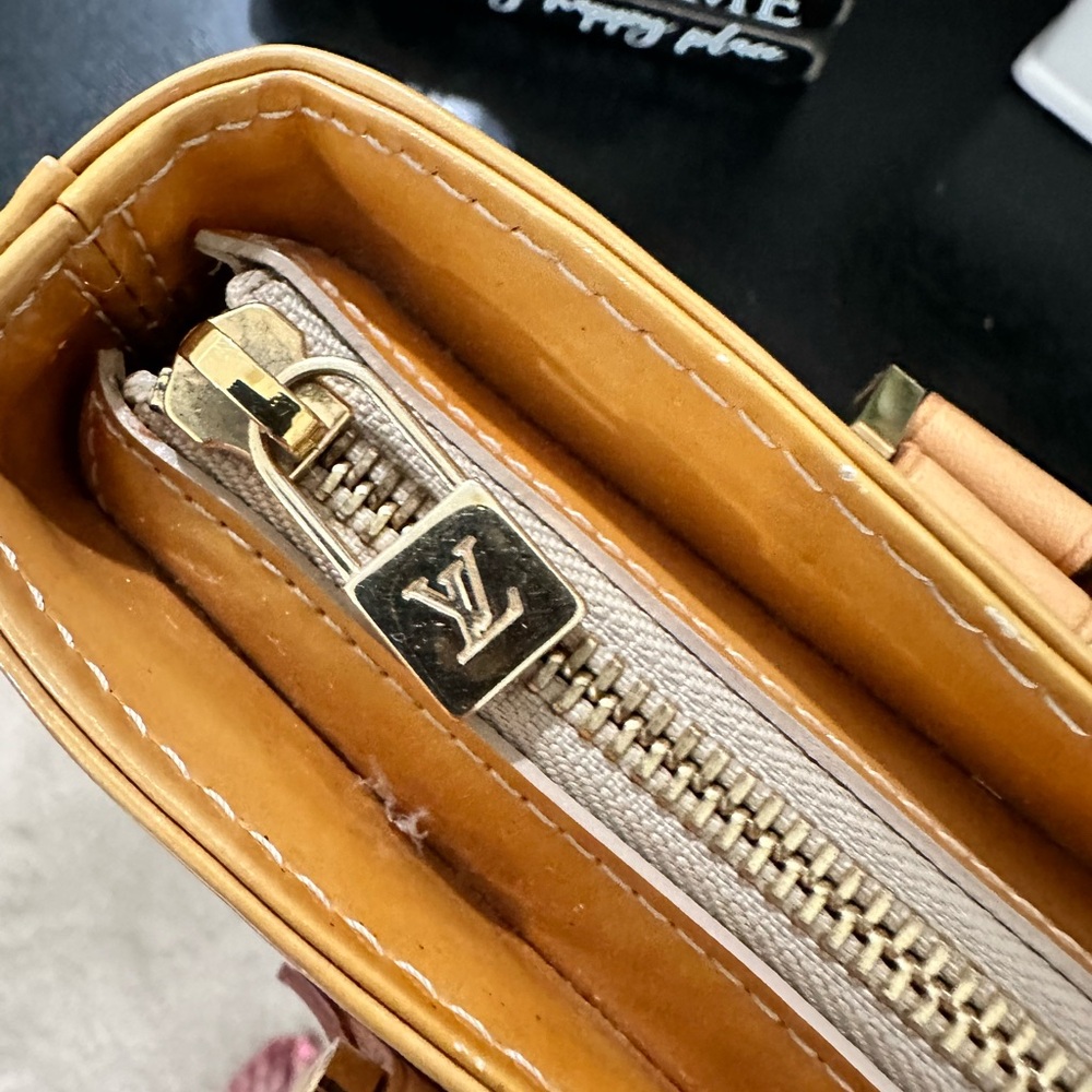 Louis Vuitton Yellow Vernis Tote Bag - Picture 9 of 16